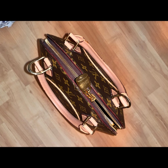 LOUIS VUITTON - Ellipse MM Bag for Sale *real* LV DUST BAG INCLUDED πΌ - Picture 15 of 17